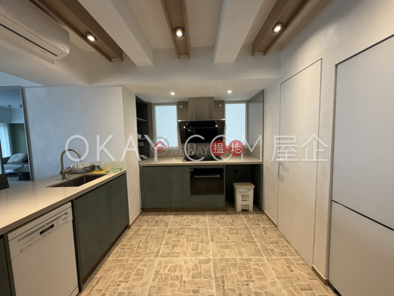 Efficient 2 bedroom with balcony | For Sale, 41 Conduit Road | Western District Hong Kong, Sales HK$ 23.2M