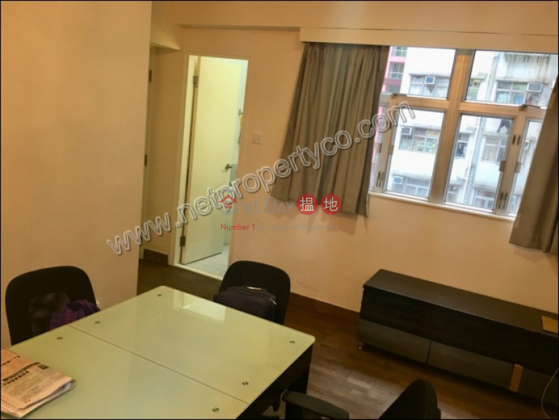 HK$ 19,000/ month, Wui Fu Building Wan Chai District, Apartment for both sale and rent in Wan Chai