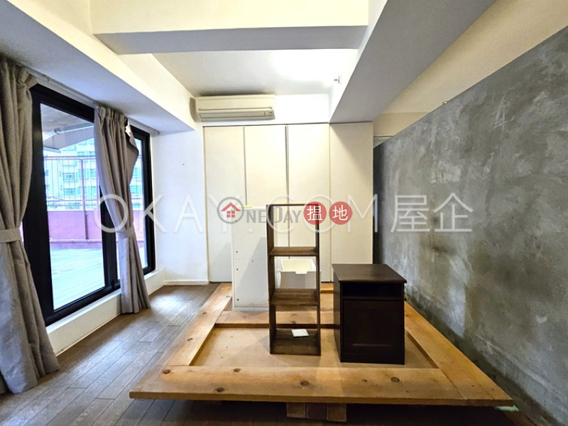 Gorgeous 1 bedroom with terrace | Rental 20-24 Hill Road | Western District Hong Kong Rental, HK$ 38,000/ month