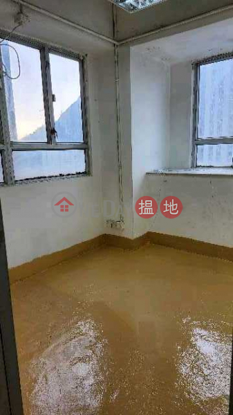 Property Search Hong Kong | OneDay | Industrial | Sales Listings Vacant for sale, suitable for warehouses and office buildings, fully equipped with air conditioning.