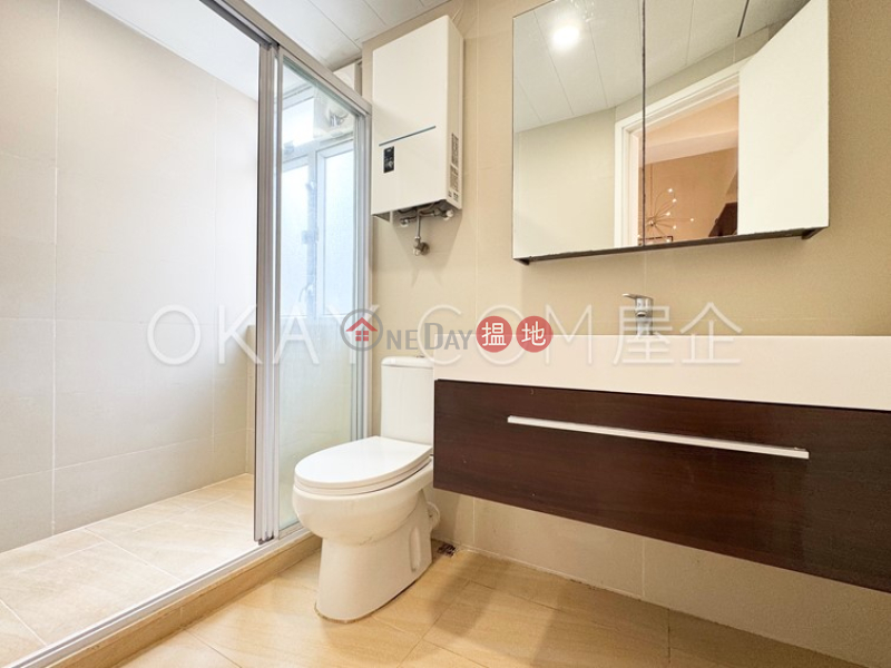 Property Search Hong Kong | OneDay | Residential, Rental Listings Intimate 2 bedroom on high floor with rooftop | Rental
