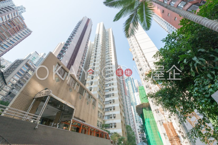 HK$ 1,160萬-福熙苑-西區2房2廁,極高層,可養寵物,連租約發售《福熙苑出售單位》