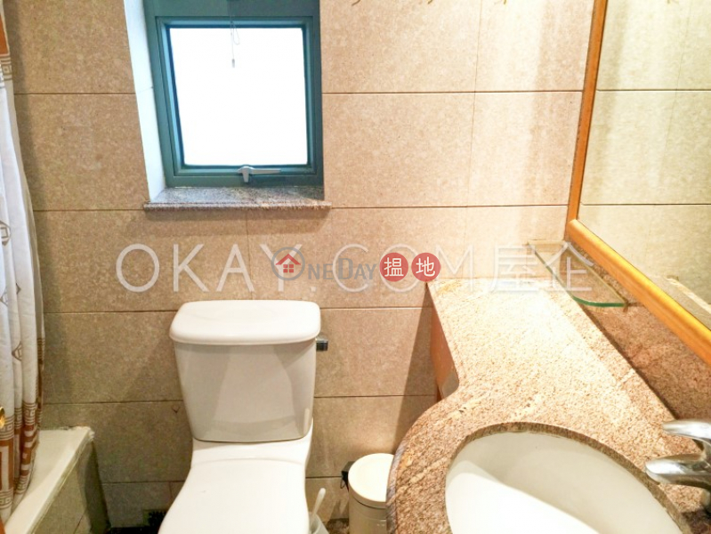 Unique 3 bedroom in Olympic Station | For Sale | Park Avenue 柏景灣 Sales Listings
