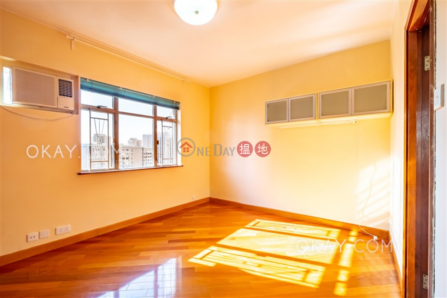 Block 45-48 Baguio Villa | Low, Residential | Rental Listings | HK$ 52,000/ month