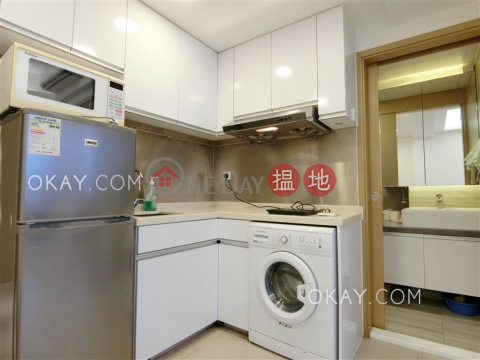 Unique 2 bedroom on high floor | Rental, Yip Cheong Building 業昌大廈 | Western District (OKAY-R292929)_0