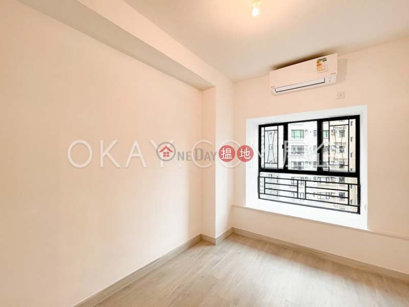 HK$ 38,000/ month, Primrose Court | Western District | Tasteful 3 bedroom in Mid-levels West | Rental