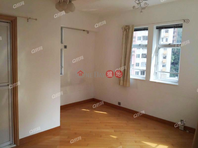 King Kwong Mansion | Mid Floor Flat for Sale 8 King Kwong Street | Wan Chai District, Hong Kong | Sales HK$ 5.4M