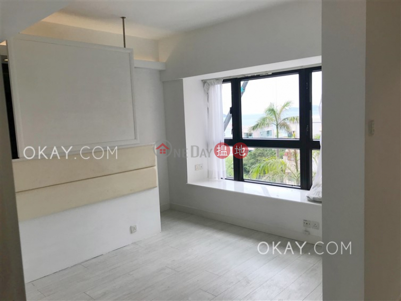 Unique 1 bedroom with parking | For Sale, The Beachside The Beachside Sales Listings | Southern District (OKAY-S6932)