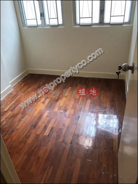 Property Search Hong Kong | OneDay | Residential, Rental Listings | 2-bedroom unit in Wan Chai with a roof