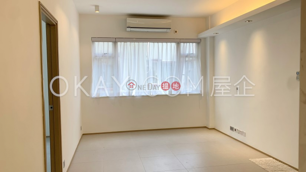 Lovely 3 bedroom in Mid-levels West | For Sale | Minerva House 文華大廈 Sales Listings