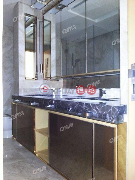 HK$ 75,000/ month | Grand Austin Tower 2 Yau Tsim Mong | Grand Austin Tower 2 | 3 bedroom Mid Floor Flat for Rent