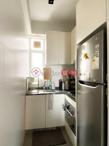 Popular 1 bedroom in Mid-levels West | For Sale | 20-22 Bonham Road | Western District Hong Kong Sales | HK$ 11M