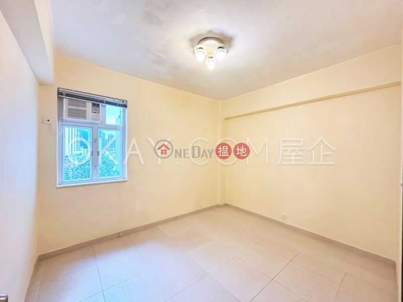 Unique 3 bedroom with parking | Rental, Miramar Villa 美麗邨 Rental Listings | Wan Chai District (OKAY-R75114)