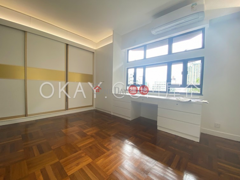 HK$ 55,000/ month Fulham Garden Western District Efficient 3 bedroom with balcony & parking | Rental
