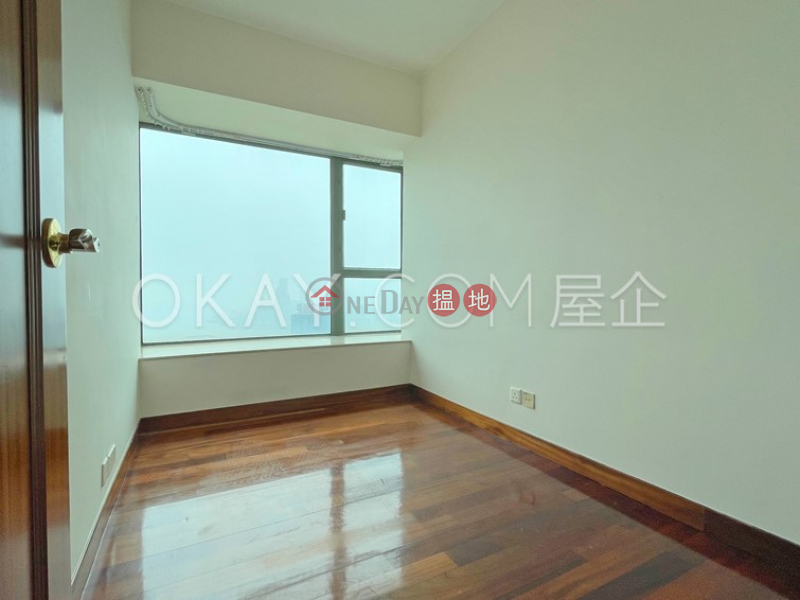 HK$ 57,000/ month Sky Horizon Eastern District, Stylish 3 bedroom on high floor with harbour views | Rental