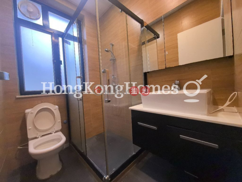 Property Search Hong Kong | OneDay | Residential Rental Listings 3 Bedroom Family Unit for Rent at 29 Ho Man Tin Street