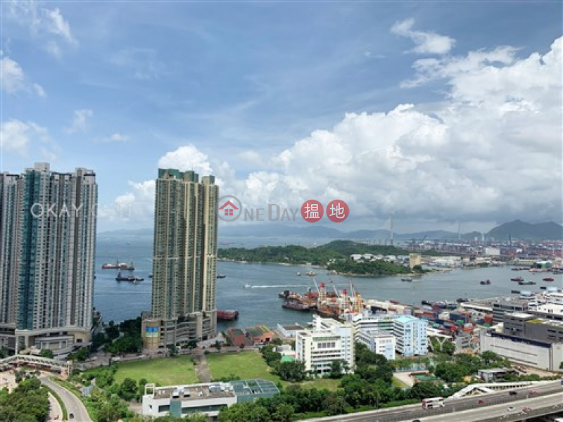Rare 2 bedroom with balcony | For Sale, Tower 6 Harbour Green 君匯港6座 Sales Listings | Yau Tsim Mong (OKAY-S116128)