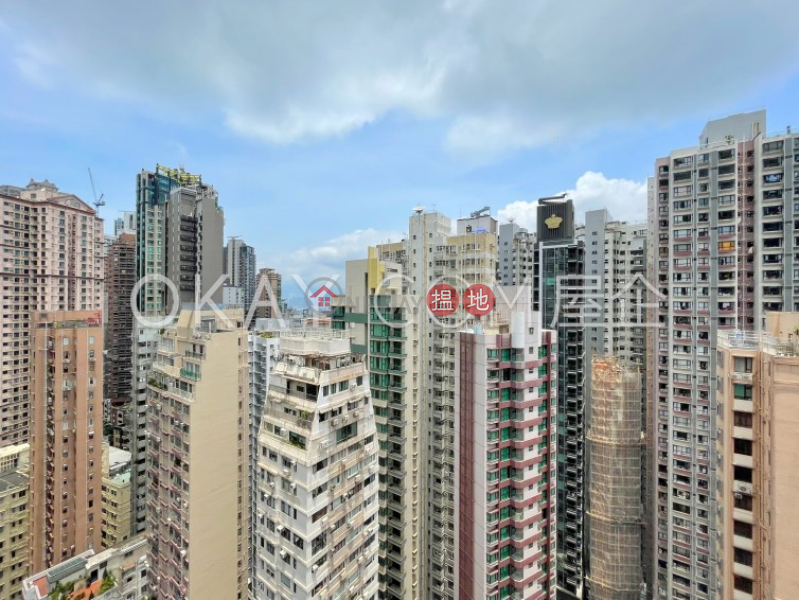 HK$ 30,000/ month Jing Tai Garden Mansion | Western District Intimate 2 bedroom on high floor with balcony | Rental