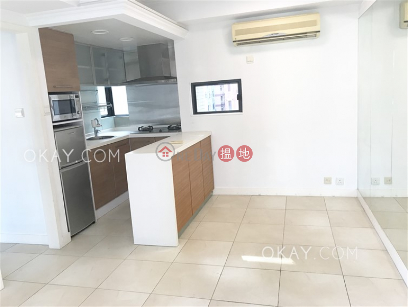 Rare 2 bedroom in Sheung Wan | For Sale, Caine Tower 景怡居 Sales Listings | Central District (OKAY-S52904)