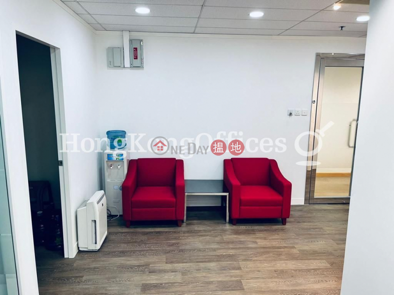 Office Unit for Rent at Island Place Tower | Island Place Tower 港運大廈 Rental Listings