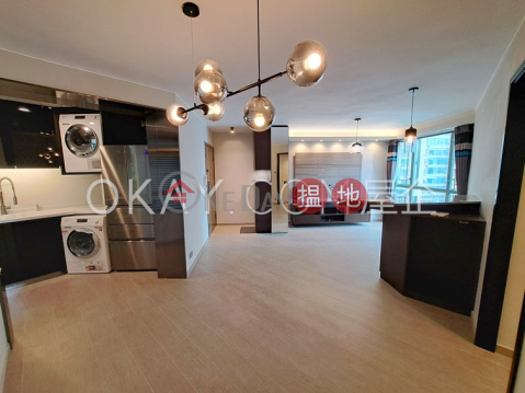 Elegant 2 bedroom with parking | For Sale | Goldwin Heights 高雲臺 _0
