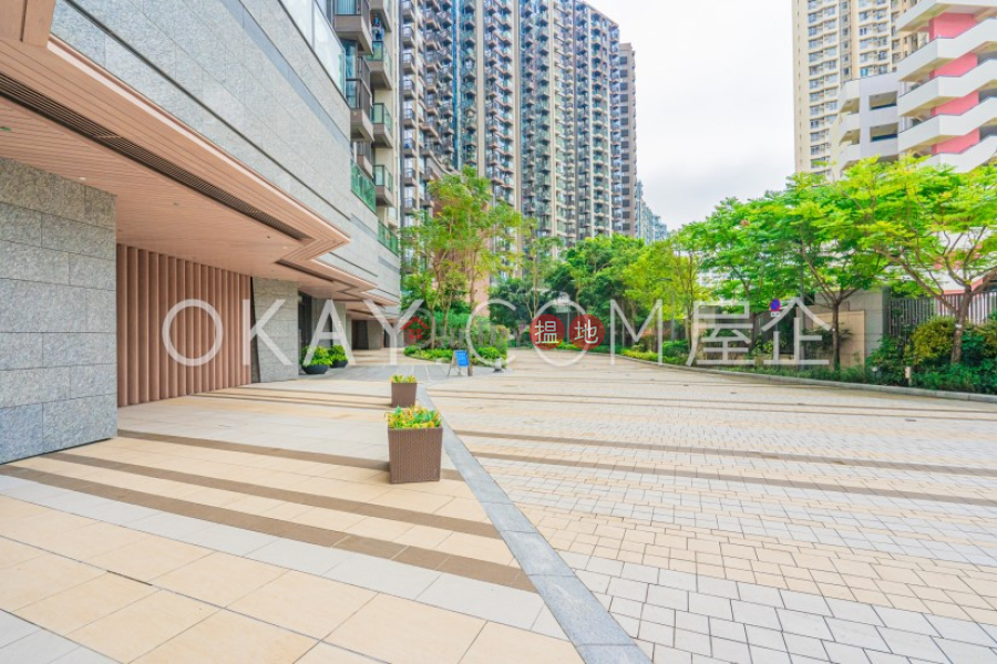 香港搵樓|租樓|二手盤|買樓| 搵地 | 住宅出售樓盤2房1廁,極高層,露台皓畋出售單位