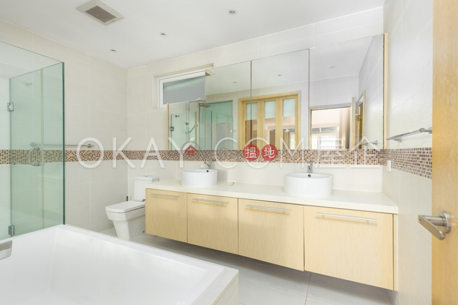 HK$ 17.8M, Phase 1 Beach Village, 59 Seabird Lane Lantau Island Efficient 3 bedroom with sea views & terrace | For Sale