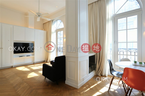 Gorgeous 2 bedroom on high floor with rooftop | Rental | 61-63 Hollywood Road 荷李活道61-63號 _0