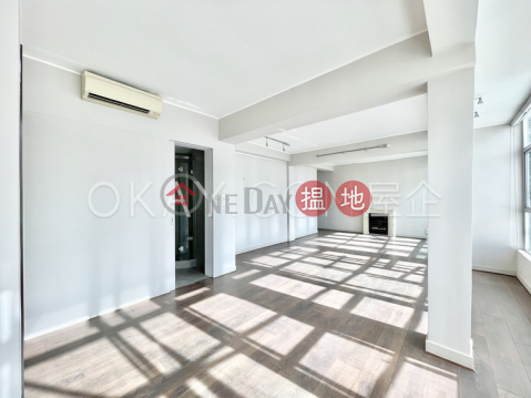 Stylish 1 bedroom on high floor with balcony | Rental | Race Course Mansion 銀禧大廈 _0