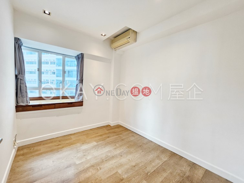 Charming 3 bedroom with parking | For Sale | Prosperous Height 嘉富臺 Sales Listings