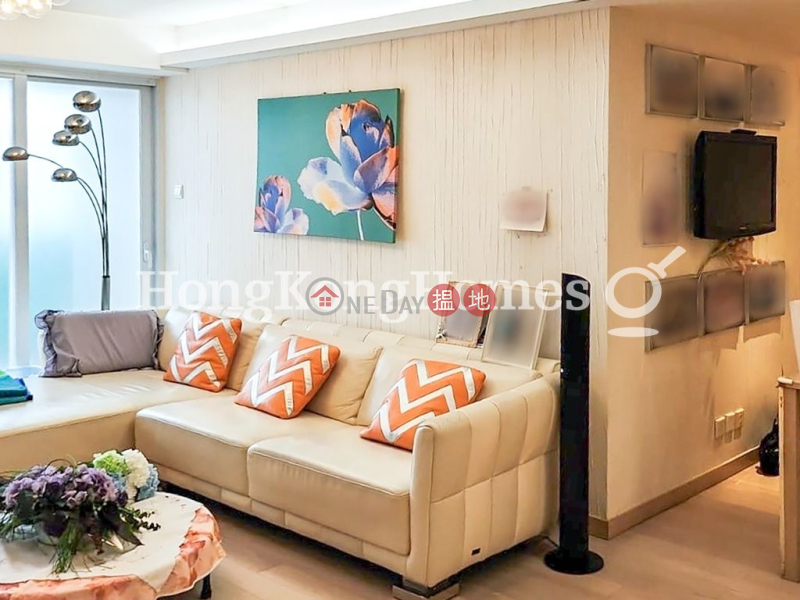 3 Bedroom Family Unit for Rent at Block 3 Phoenix Court | Block 3 Phoenix Court 鳳凰閣 3座 Rental Listings