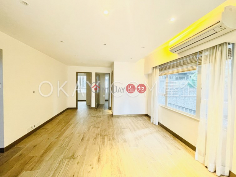 Intimate 2 bedroom in Mid-levels West | For Sale | Ying Fai Court 英輝閣 Sales Listings