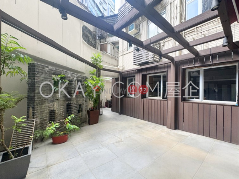 HK$ 140,000/ month, Babington House Western District Efficient 5 bedroom with terrace & parking | Rental