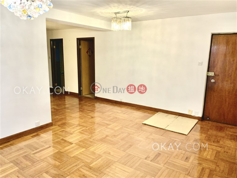 Tasteful 3 bedroom with balcony & parking | Rental | 39 Kennedy Road | Wan Chai District Hong Kong, Rental | HK$ 33,000/ month
