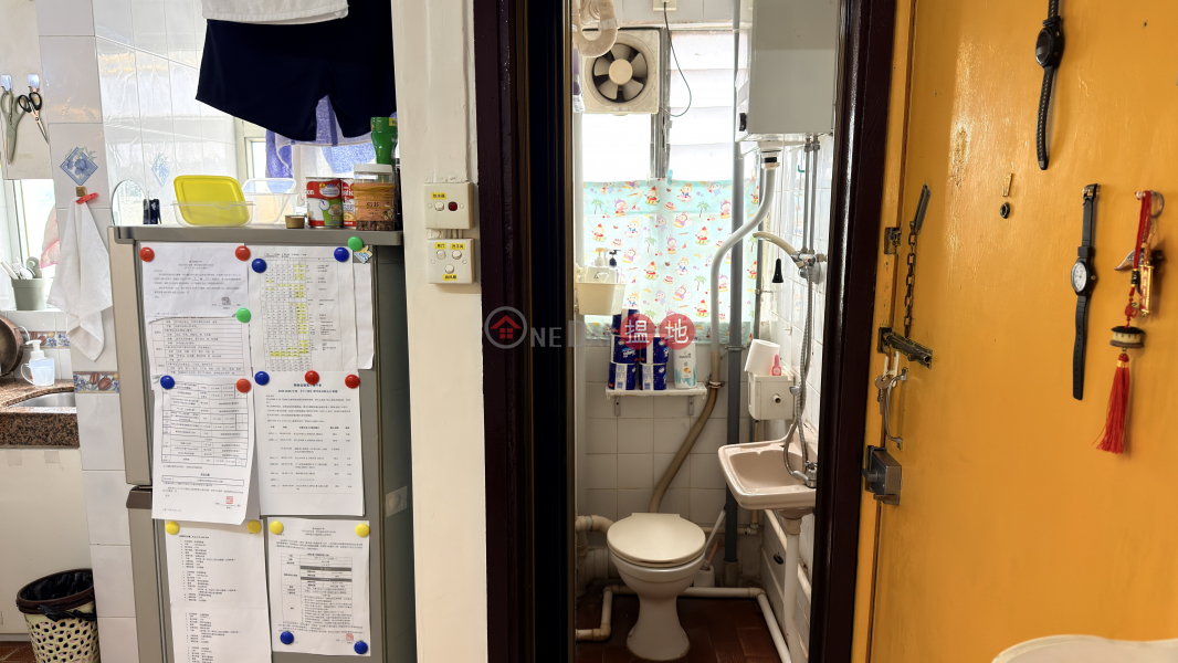 Lowest price rental for studying in Hong Kong. Elegant decoration, excellent location, convenient transportation, and well-managed. | Pok Hong Estate, Pok On House (Block 2) 博康邨博安樓(2座) Rental Listings