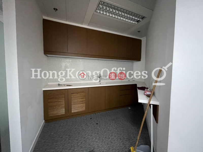 Property Search Hong Kong | OneDay | Office / Commercial Property, Rental Listings, Office Unit for Rent at The Center