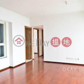 Rare 3 bedroom on high floor with balcony | Rental | Centrestage 聚賢居 _0