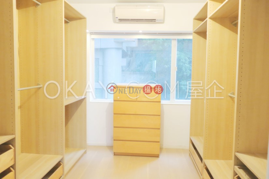 HK$ 110,000/ month Hong Kong Garden, Western District Efficient 3 bedroom with balcony & parking | Rental