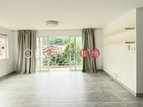 Cozy house on high floor with rooftop & balcony | For Sale | Ho Chung New Village 蠔涌新村 _0