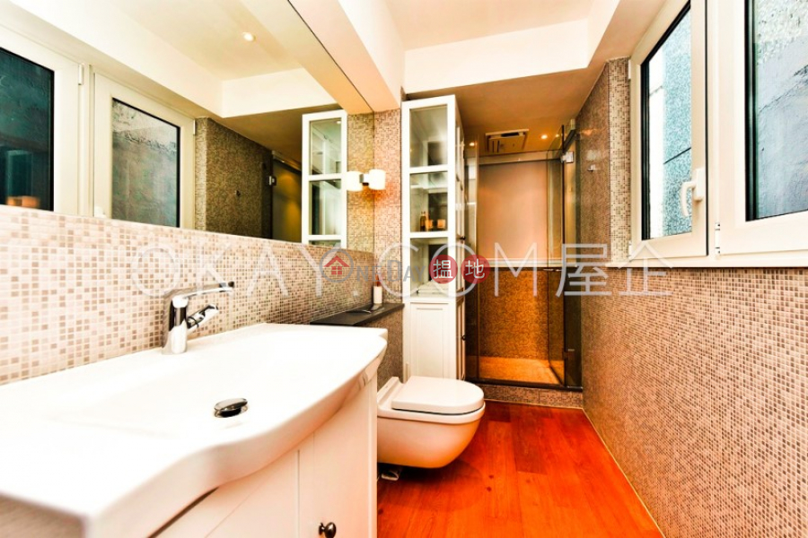 HK$ 24M 61-63 Hollywood Road Central District | Lovely 2 bedroom in Sheung Wan | For Sale