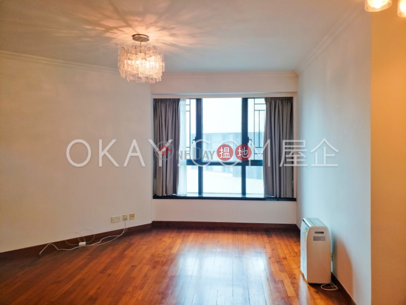 Elegant 2 bedroom in Mid-levels West | For Sale | 80 Robinson Road 羅便臣道80號 Sales Listings