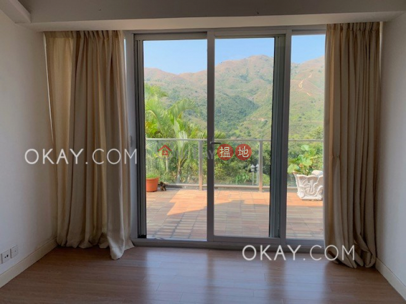 Rare house with terrace & parking | Rental | Bijou Hamlet on Discovery Bay For Rent or For Sale 愉景灣璧如臺出租和出售 Rental Listings