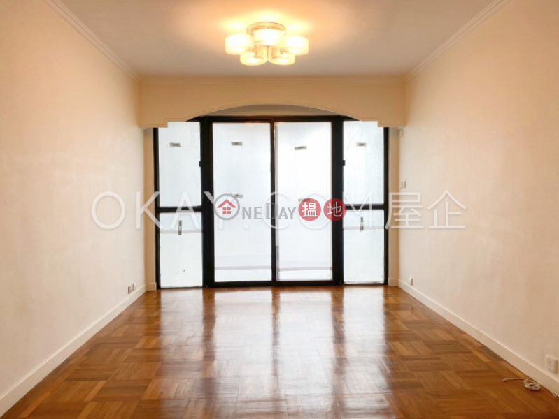Stylish 4 bedroom with balcony & parking | For Sale | Beverly Hill 比華利山 Sales Listings