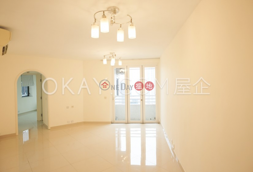 Efficient 3 bedroom with balcony | For Sale | Euston Court 豫苑 Sales Listings