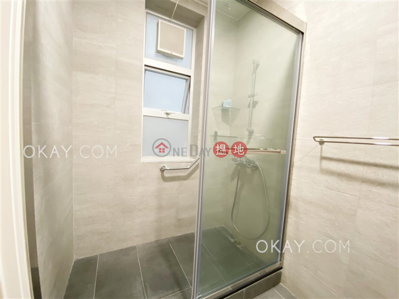 HK$ 43,000/ month | Yicks Villa, Wan Chai District Popular 3 bedroom with balcony & parking | Rental