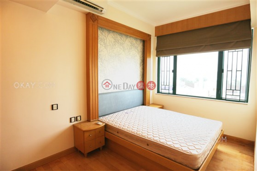 Unique 1 bedroom with harbour views | For Sale | Hoi Deen Court 海殿大廈 Sales Listings