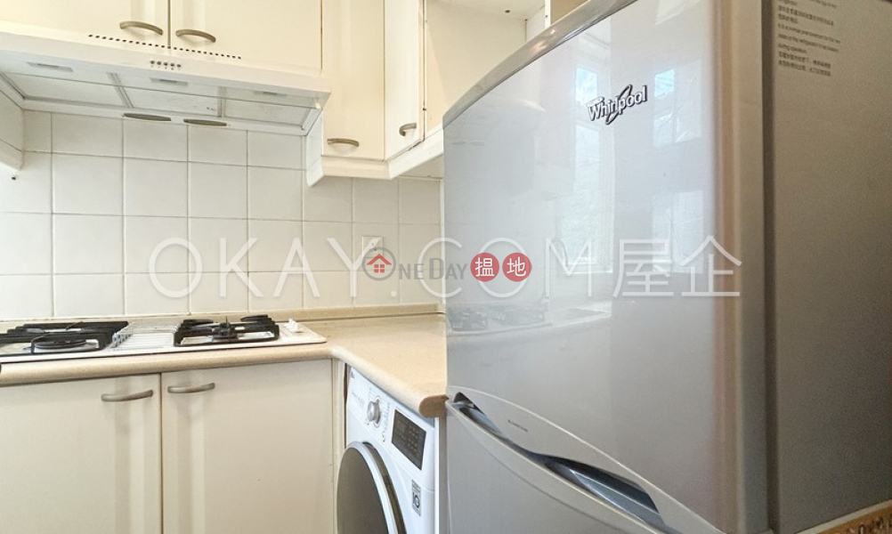 Stylish 2 bedroom on high floor | For Sale | Le Cachet 嘉逸軒 Sales Listings