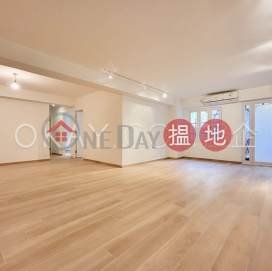 Efficient 3 bedroom with balcony & parking | Rental | Park View Court 恆柏園 _0