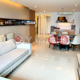 Luxurious 3 bedroom with parking | Rental