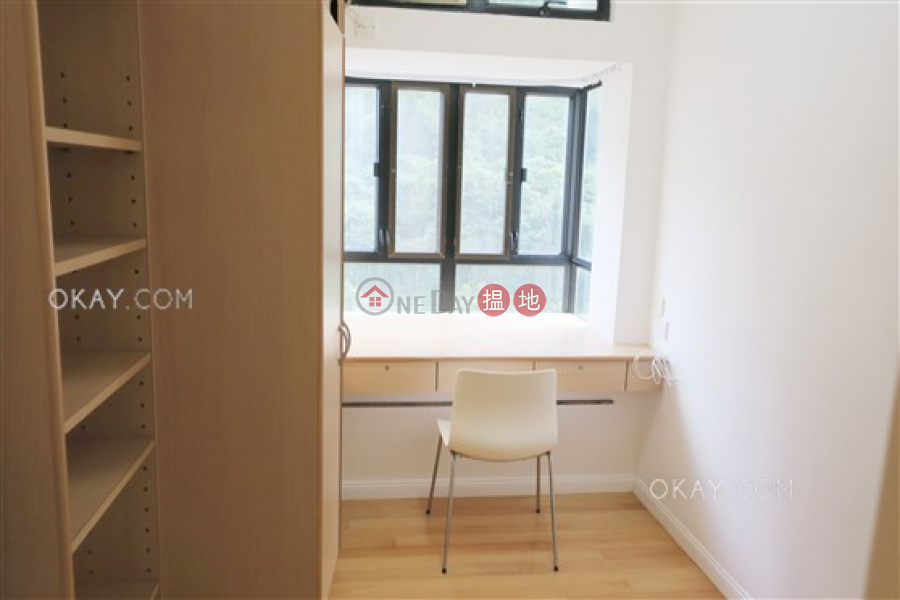 HK$ 35,000/ month | Scenecliff Western District Popular 3 bedroom with balcony & parking | Rental